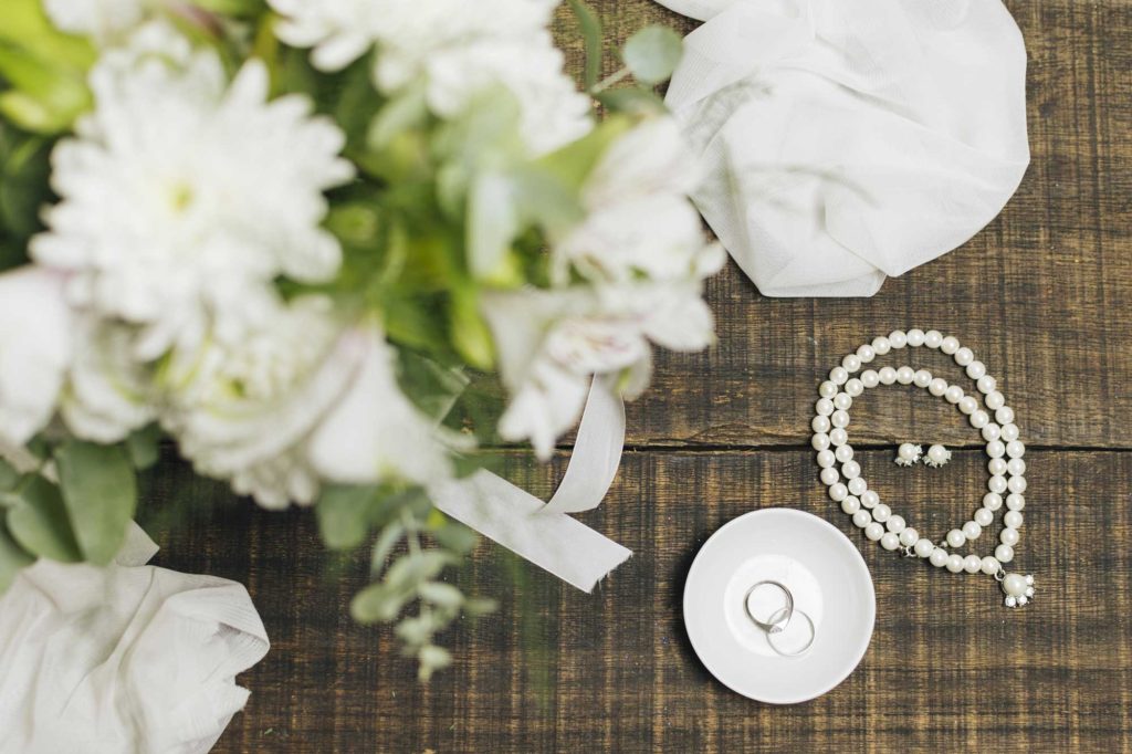 Wedding flowers ring and Pearls